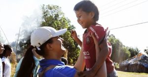Proyecto solidario para llevar alimentos a los indígenas de Brasil