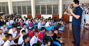 Salesianos en medio del peligro en Tailandia