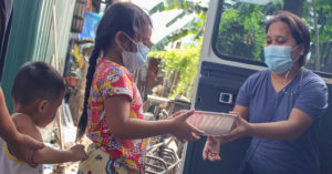 Comida para afectados por el Covid en Filipinas - 2836